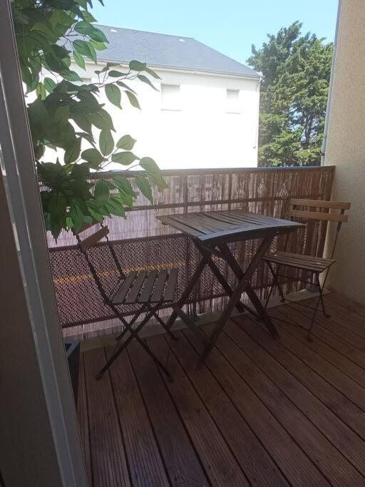 A 50 M De La Plage, Appartement De 35 M2 : Les Pieds Sales Brehal Luaran gambar